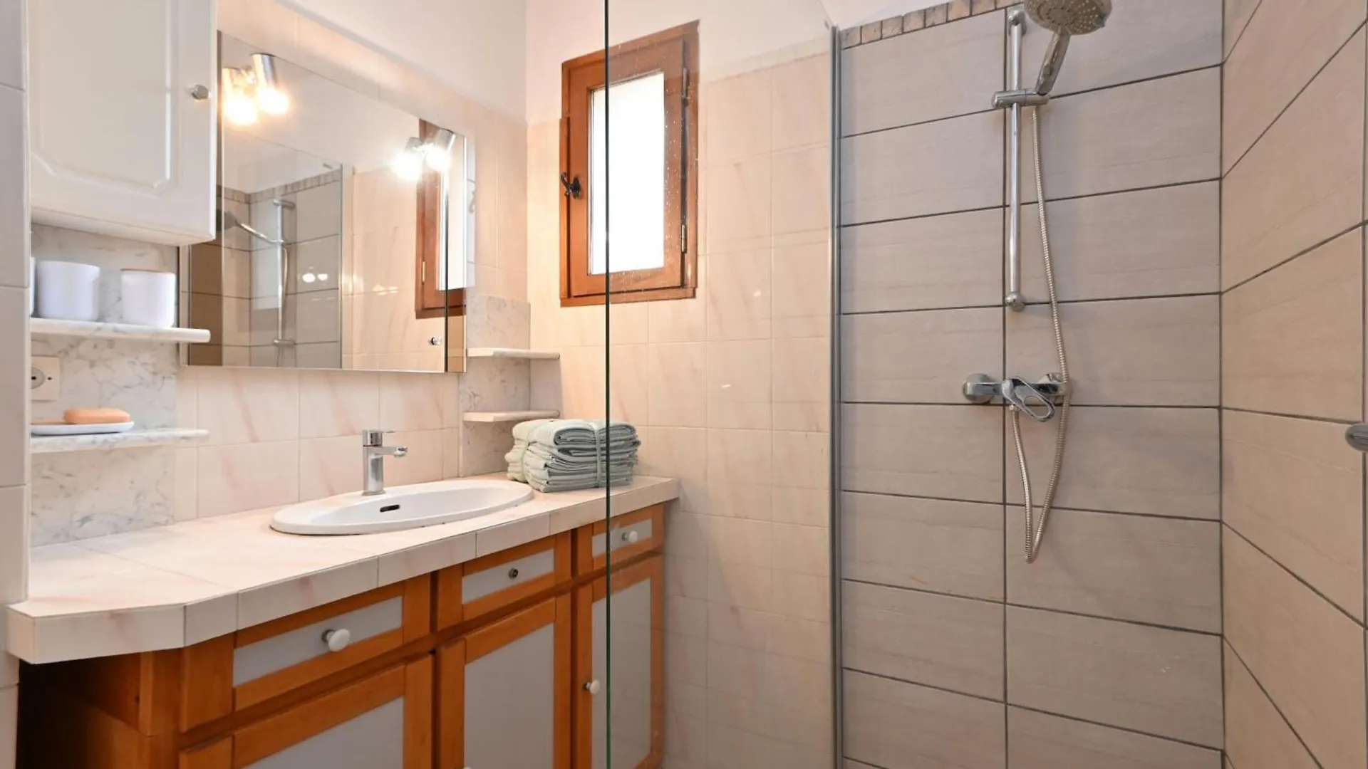 Holiday home L'Ecrin Du Brulat - Jardin Et Vue Montagnes Villa Le Castellet