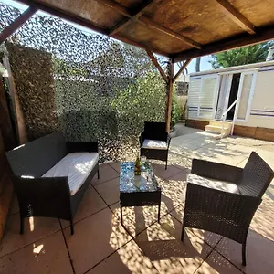 Hébergement de vacances Mobil 2 à 4 Personnes Camping1* Les Arbouses, Le Castellet (Var)